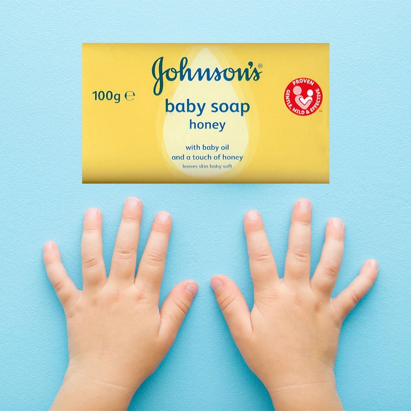 صابون بچه جانسون johnsons با عصاره شیر و عسل حجم ۱۰۰گرم